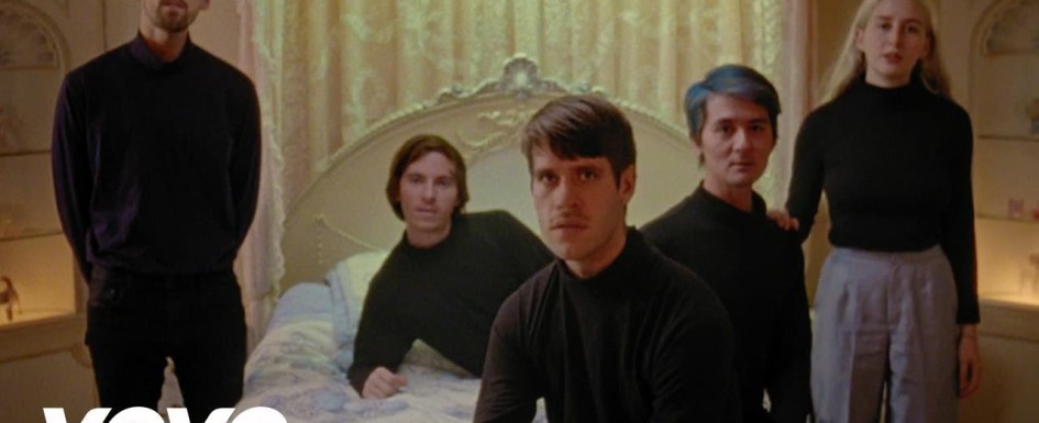 Porches – “Be Apart”