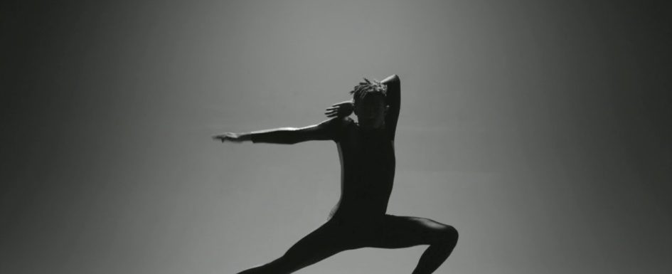 Olga Bell – “Randomness”
